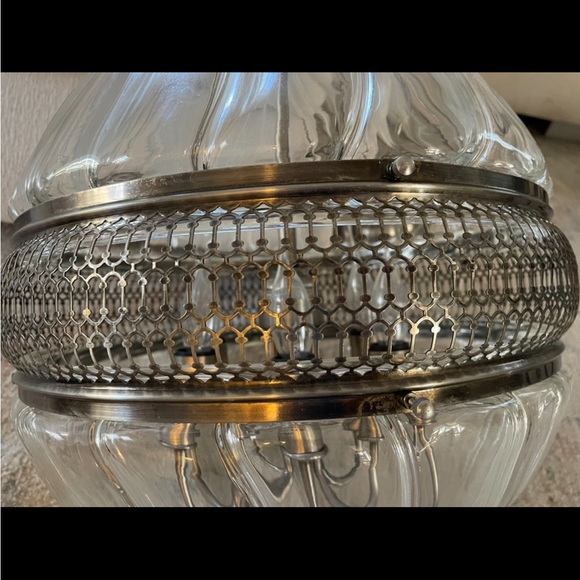 Custom Handblown glass and metal pendant - Picture 4 of 6